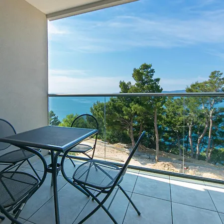 Seaside With A Swimming Pool Brela, Makarska - 19834 Appartement Brela