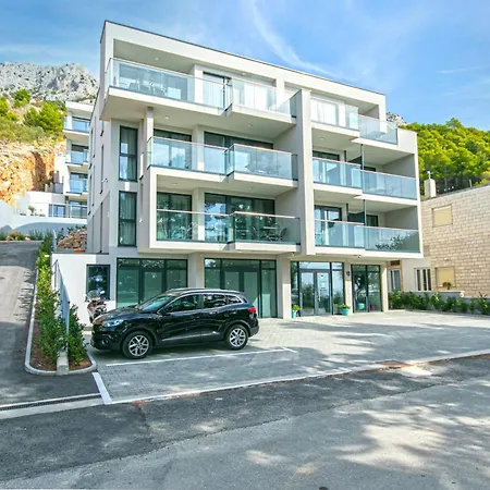 Appartement Seaside With A Swimming Pool Brela, Makarska - 19834 *