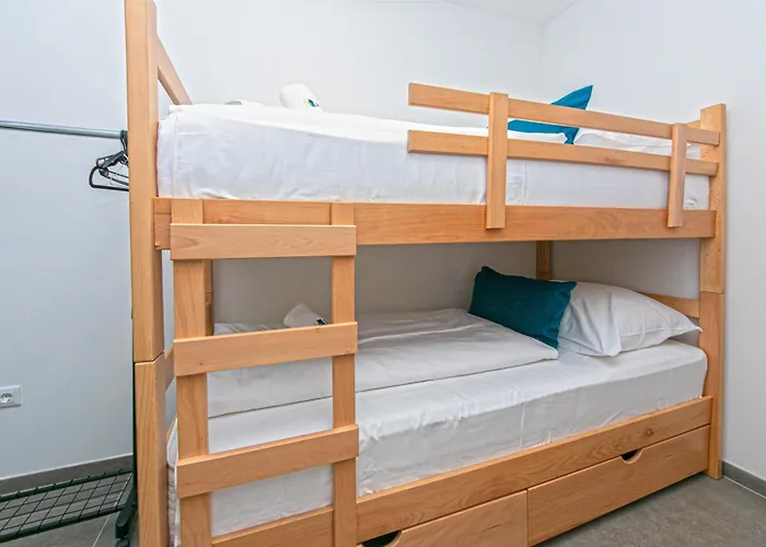 Seaside With A Swimming Pool Brela, Makarska - 19834 Appartamento