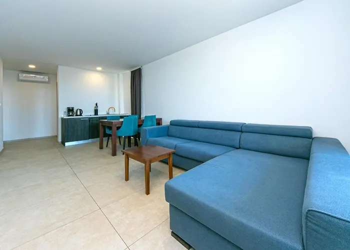 Seaside With A Swimming Pool Brela, Makarska - 19834 * Brela