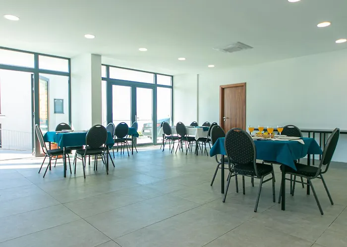 Seaside With A Swimming Pool Brela, Makarska - 19834